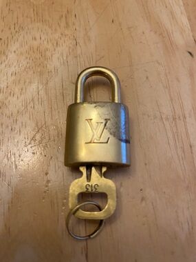 Louis Vuitton Gold Tone LV Engraved Lock & Key #313 As Is with scratches tarnish